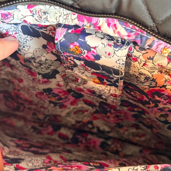 Vera Bradley Laptop Tote - Picture 3 of 6